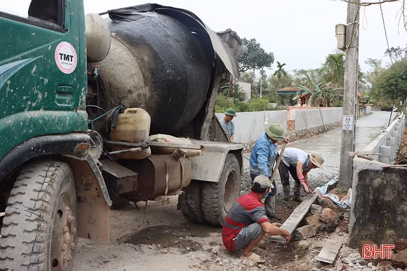 Huyện nông thôn mới Cẩm Xuyên thi đua “nâng chất” các tiêu chí