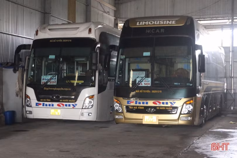 Giá xăng, dầu “phi mã”, doanh nghiệp vận tải hành khách ở Hà Tĩnh tính phương án tăng giá vé