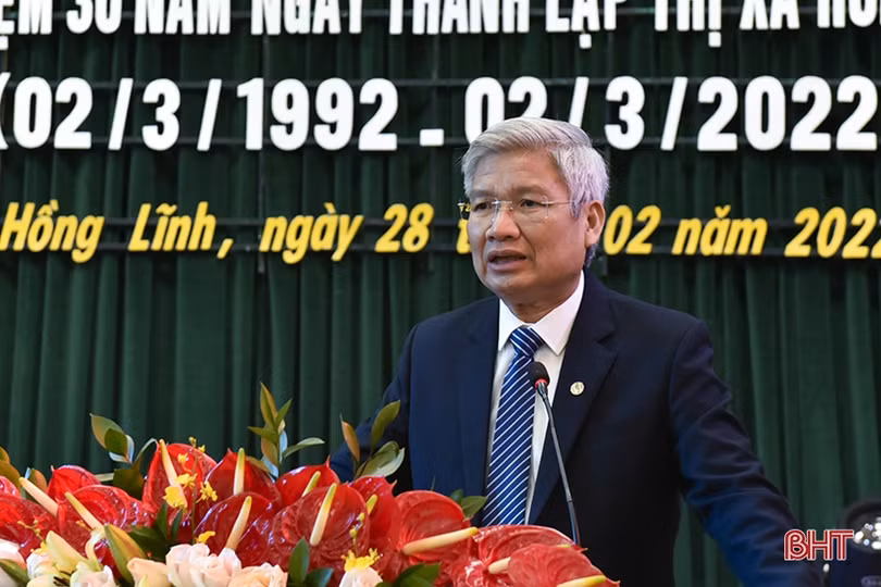 Gặp mặt kỷ niệm 30 năm ngày thành lập TX Hồng Lĩnh