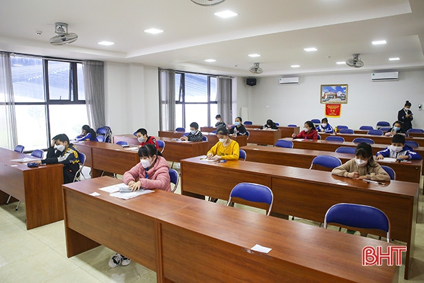 362 thí sinh Hà Tĩnh tham dự kỳ thi chứng chỉ tiếng Anh quốc tế Cambridge