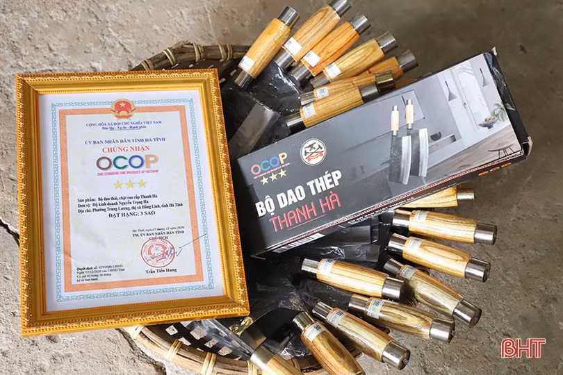 Ngọn lửa rèn cháy mãi...