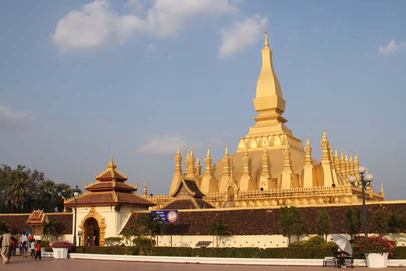 Chính phủ Lào nới lỏng thủ tục nhập cảnh