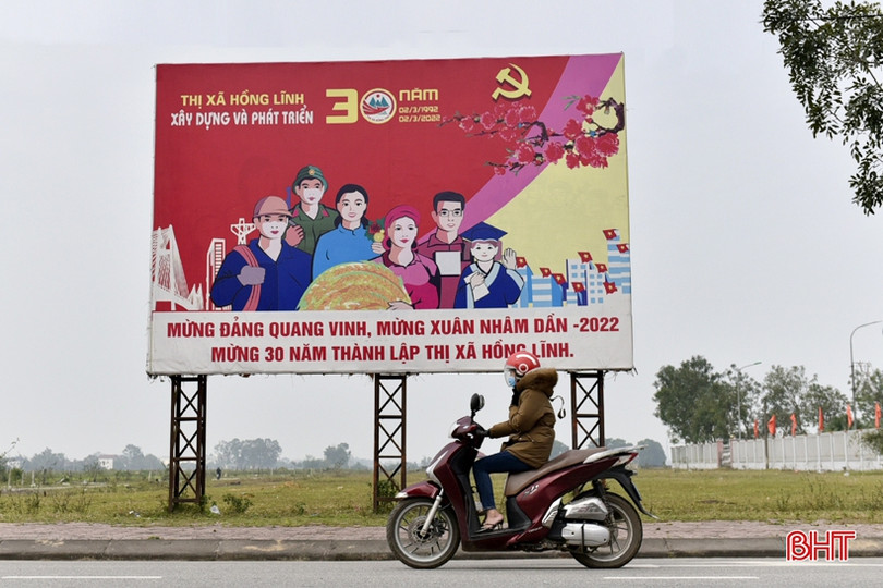 Ngắm phố phường Hồng Lĩnh bước vào tuổi 30