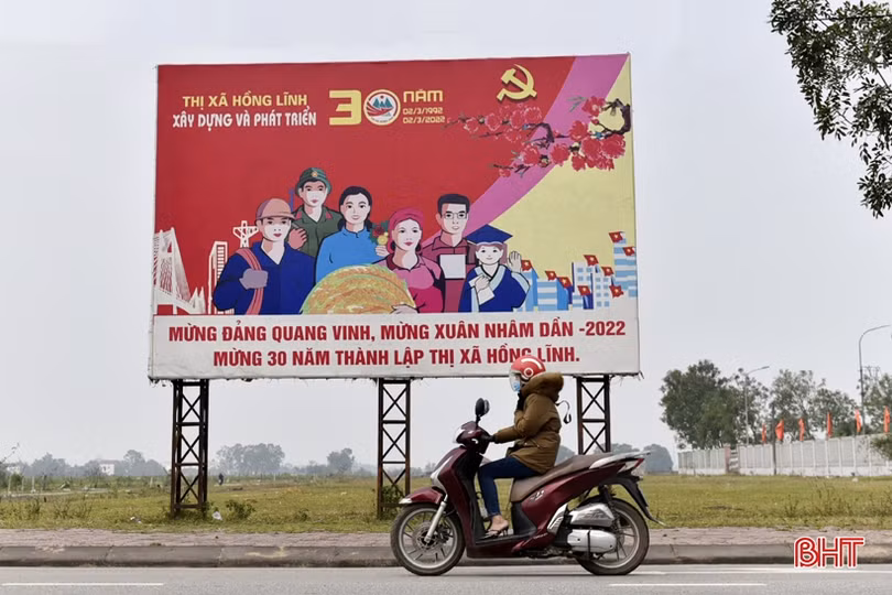 Ngắm phố phường Hồng Lĩnh bước vào tuổi 30