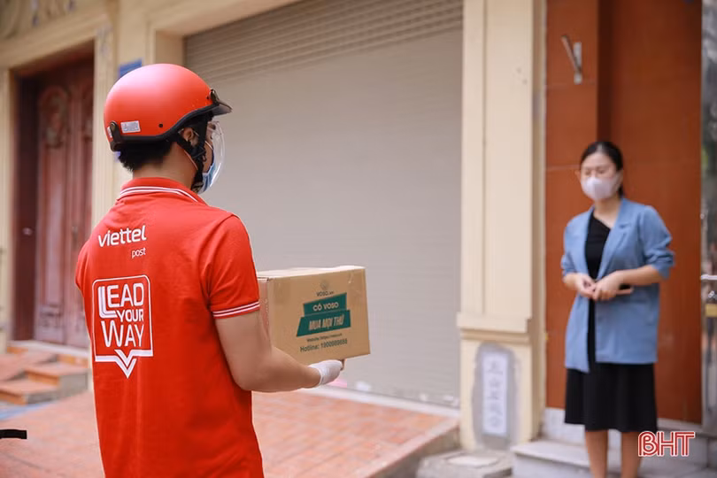 Viettel Post Hà Tĩnh và AVE Group hợp tác phân phối sản phẩm đến người tiêu dùng