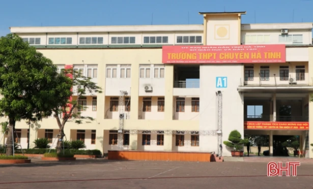 99 thí sinh Hà Tĩnh bắt đầu thi chọn học sinh giỏi quốc gia năm 2022