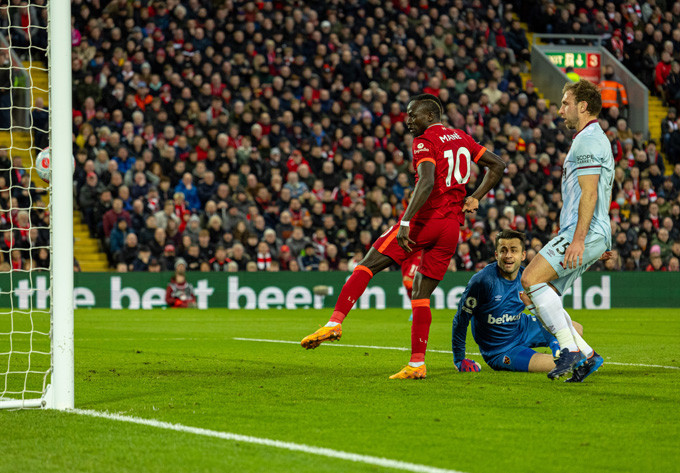 Kết quả Liverpool 1-0 West Ham: Phả hơi nóng vào gáy Man City