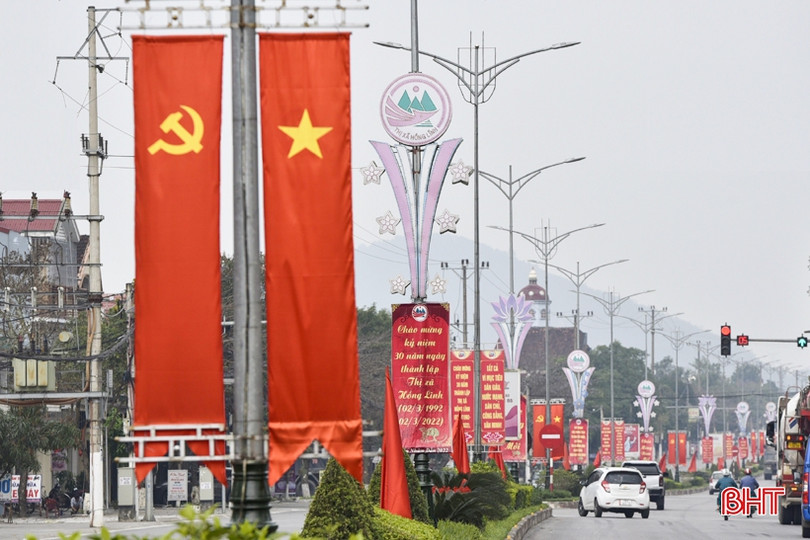 Ngắm phố phường Hồng Lĩnh bước vào tuổi 30