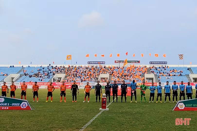 Thi đấu nỗ lực, Hồng Lĩnh Hà Tĩnh chia điểm trên sân Đà Nẵng