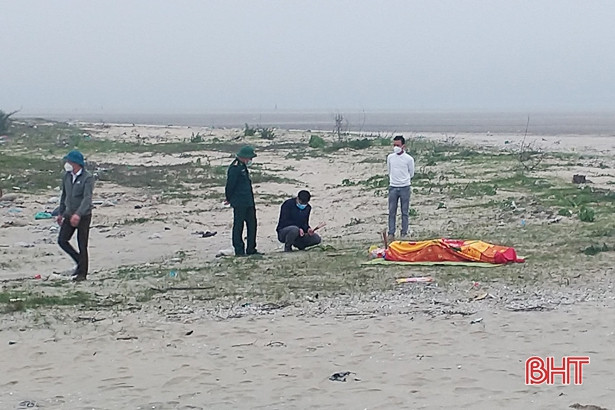 Phát hiện thi thể ngư dân trôi trên vùng biển Hà Tĩnh