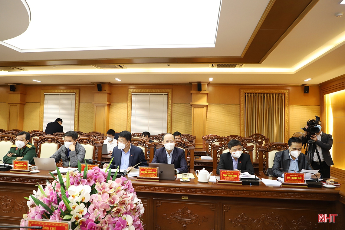 Tập trung hoàn thiện báo cáo KT-XH và các nội dung quan trọng trình Kỳ họp thứ 4, HĐND tỉnh khóa XVIII