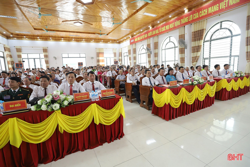 Đại biểu dự Đại hội Đảng bộ xã Thạch Khê lần thứ nhất, nhiệm kỳ 2025 – 2030. bqbht_br_dai-hoi-thach-khe-1.jpg