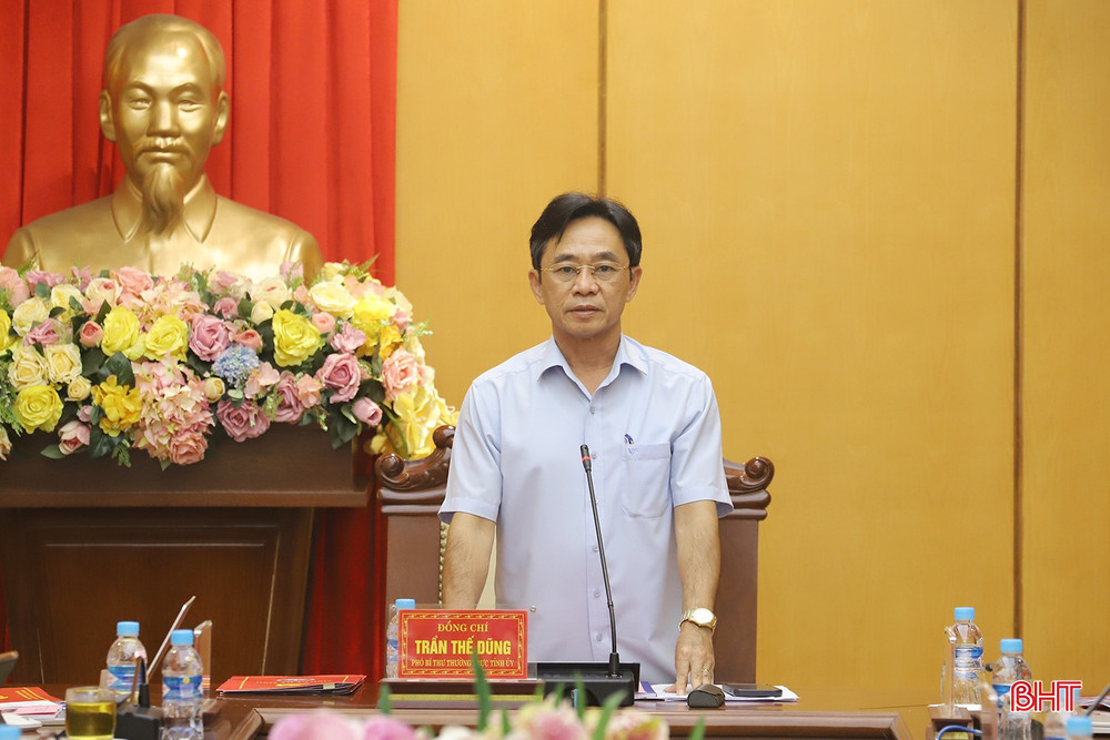 Phó Bí thư Thường trực Tỉnh ủy Trần Thế Dũng kết luận hội nghị. bqbht_br_duyet-dai-hoi-01a.jpg