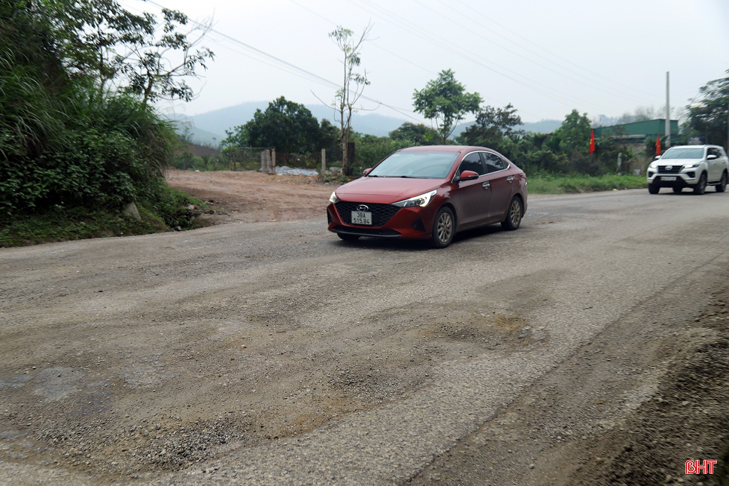 bqbht_br_quoc-lo-15-hu-hong-8a.jpg