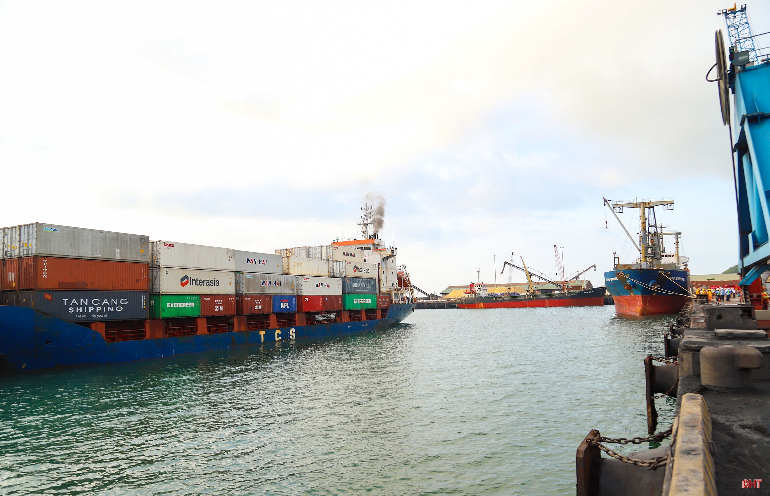 Xây dựng Khu kinh tế Vũng Áng trở thành trung tâm logistics tầm cỡ quốc tế (bài 1): Khai thác lợi thế cảng biển Hà Tĩnh