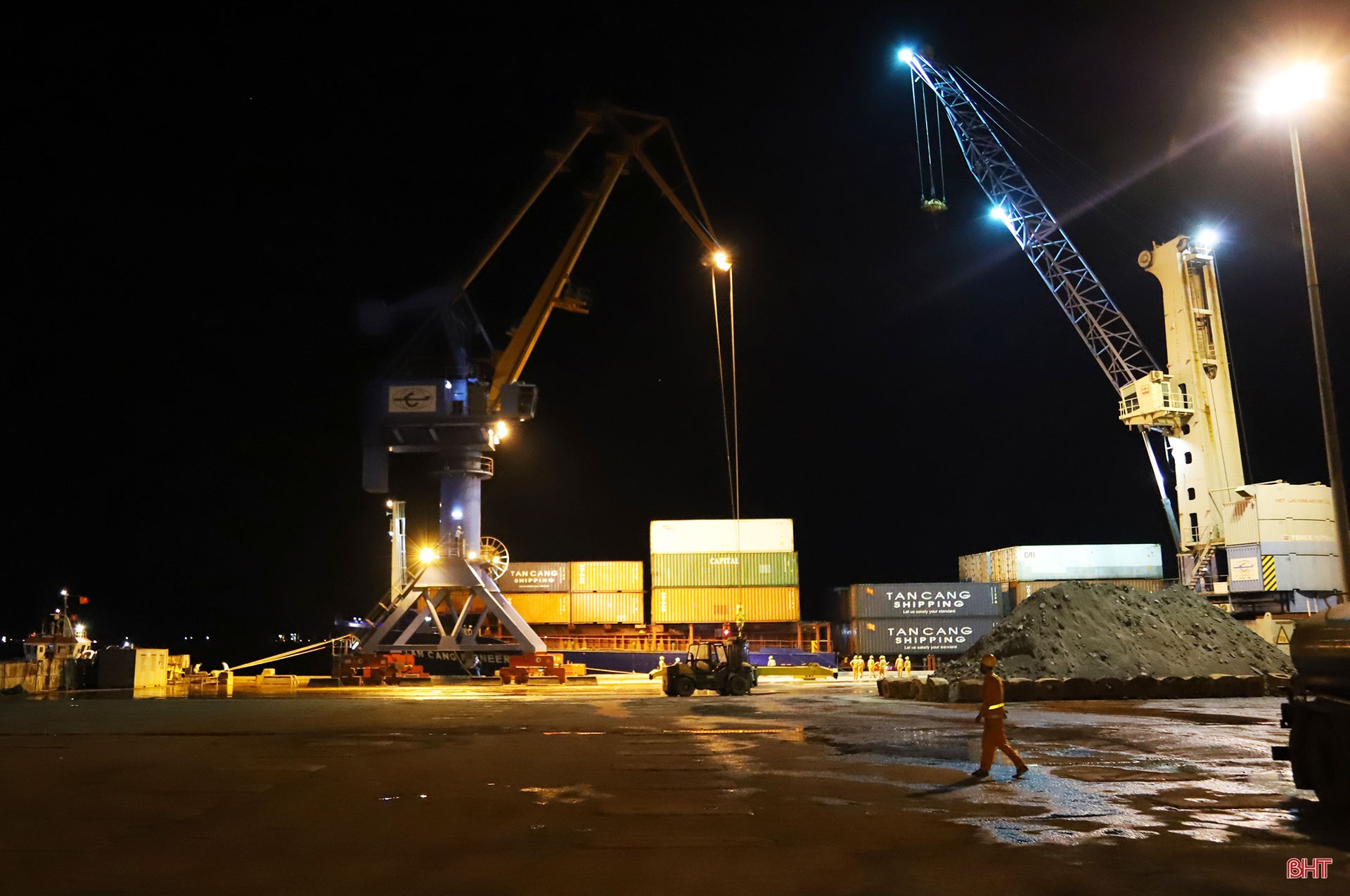 Xây dựng Khu kinh tế Vũng Áng trở thành trung tâm logistics tầm cỡ quốc tế (bài 1): Khai thác lợi thế cảng biển Hà Tĩnh