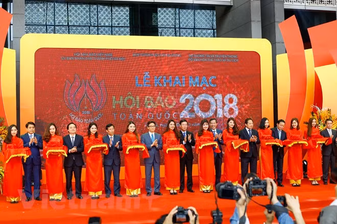 hoi bao toan quoc 2018 ton vinh nhung thanh tuu cua bao chi viet nam