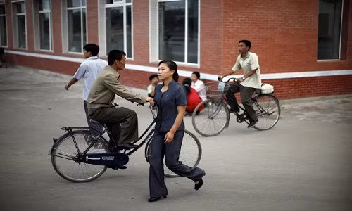 bat ngo cuoc song o dat nuoc trieu tien qua anh reuters