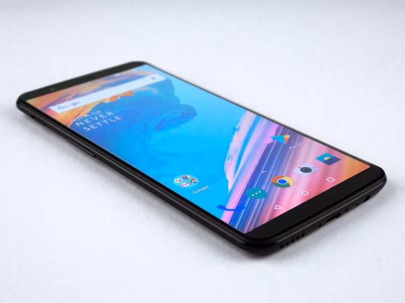 cap nhat gia ca 10 smartphone tot nhat hien nay bao gom 2 galaxy moi nhat