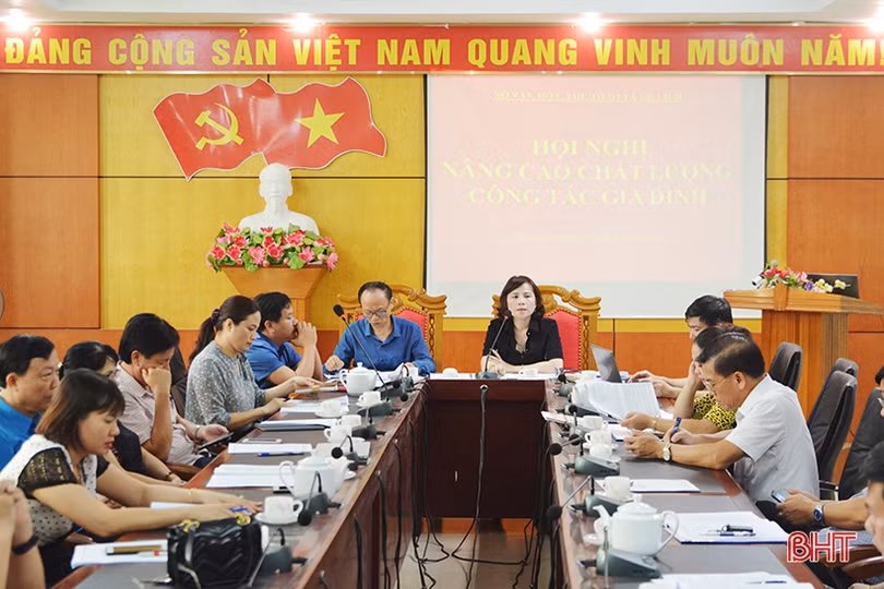 Nâng tầm cán bộ làm công tác gia đình, góp phần loại bỏ bạo lực gia đình