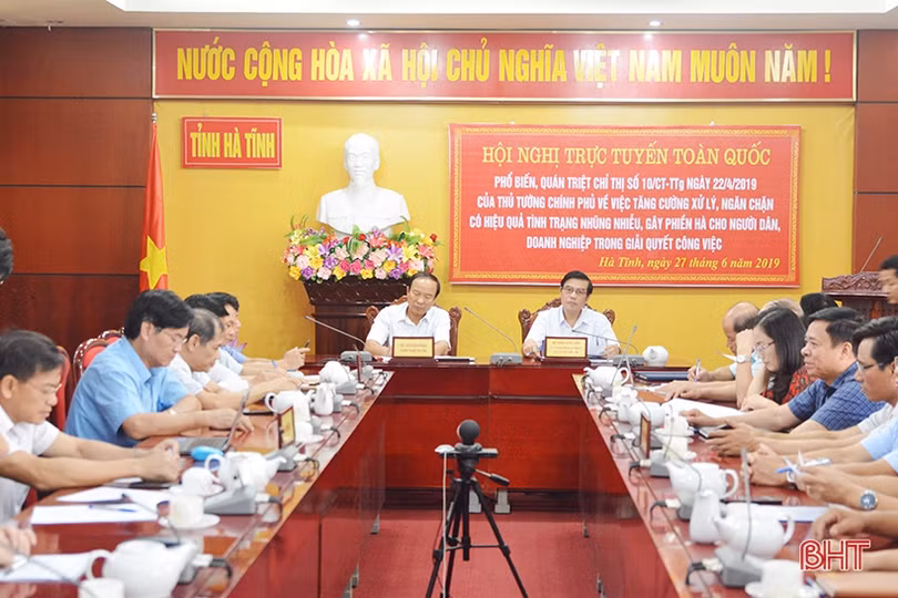 Vẫn còn tình trạng sách nhiễu, gây phiền hà đối với người dân và doanh nghiệp ở nhiều cấp, ngành