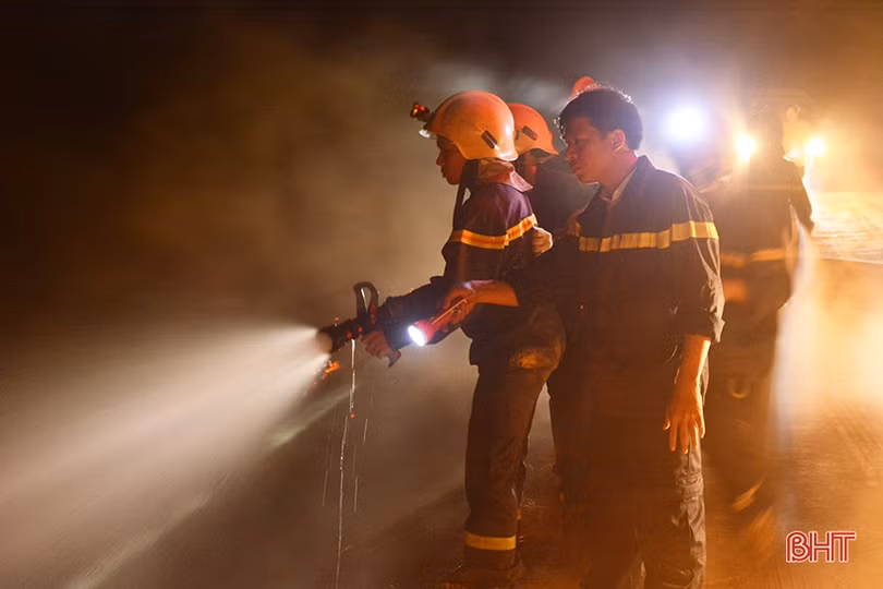 Bí thư Tỉnh ủy Lê Đình Sơn: Sẽ xử lý nghiêm các tổ chức, cá nhân thiếu trách nhiệm để xảy ra cháy rừng