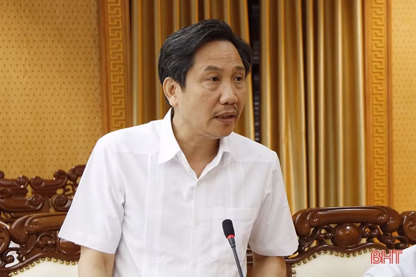 Trưởng ban Tổ chức Trung ương đánh giá cao quyết tâm của Hà Tĩnh trong sáp nhập xã