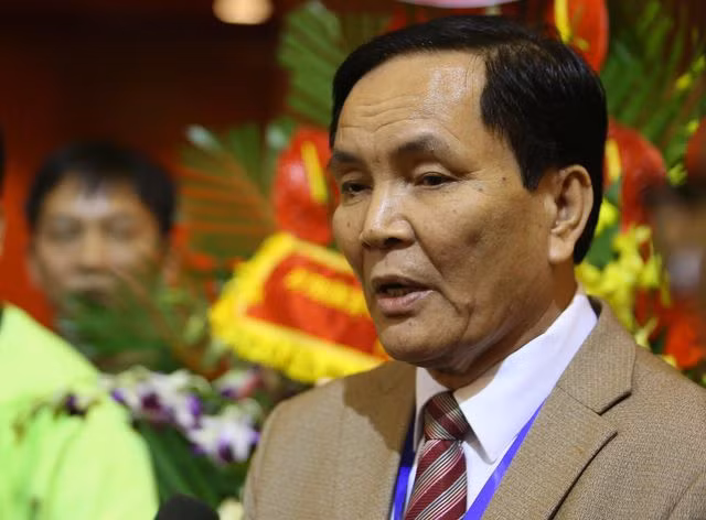 Ông Cấn Văn Nghĩa từ chức Phó Chủ tịch Liên đoàn Bóng đá Việt Nam
