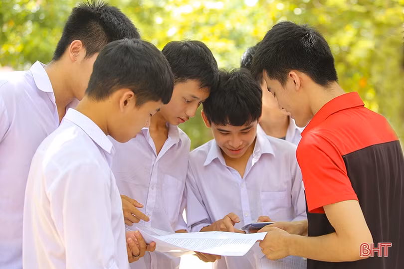 Gần ¼ thí sinh Hà Tĩnh hoàn thành kỳ thi THPT quốc gia
