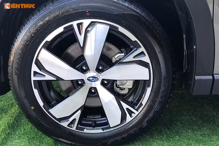Cận cảnh Subaru Forester 2019 từ 990 triệu tại Việt Nam