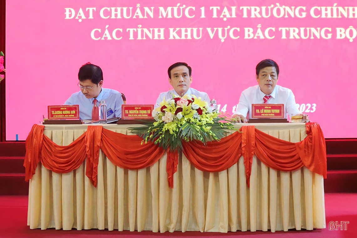 Trường Chính trị Trần Phú Hà Tĩnh đạt 44/56 tiêu chí chuẩn mức 1