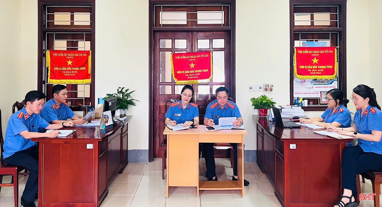 Các buổi sinh hoạt chuyên đề tại Đảng bộ Viện Kiểm sát nhân dân tỉnh được chuẩn bị kỹ lưỡng, bài bản. bqbht_br_anh-sinh-hoat-chuyen-de.jpg