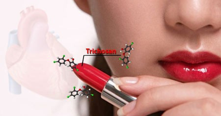 Các chất có hại này nhanh chóng hấp thu vào máu của bạn khi bạn tô son lên môi, đặc biệt là khi bạn có thói quen tô son nhiều lần trong ngày.