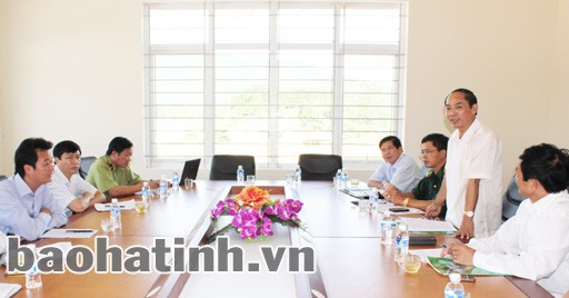 Phó Chủ tịch UBND tỉnh Nguyễn Thiện: Ban quản lý KKT CKQT Cầu Treo và các lực lượng chức năng cần tăng cường phối hợp, tập trung thực hiện tốt một số nhiệm vụ trọng tâm.