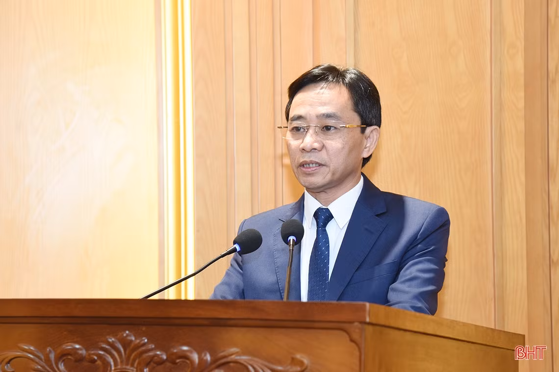 Ban Thường vụ Tỉnh ủy Hà Tĩnh công bố các quyết định về công tác cán bộ