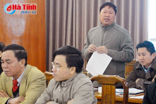 Trưởng phòng Nông nghiệp huyện Kỳ Anh: Mặc dù trời vẫn duy trì nền nhiệt rét hại nhưng bà con đã ra đồng làm đất và 80% số giống đã ngâm ủ; vài ngày tới khi thời tiết ấm trở lại sẽ tiến hành gieo cấy đúng kế hoạch.