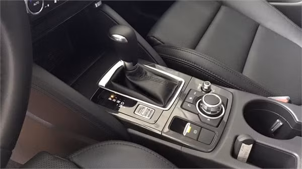Cận cảnh Mazda CX-5 2016 tại đại lý ở Hà Nội ảnh 7