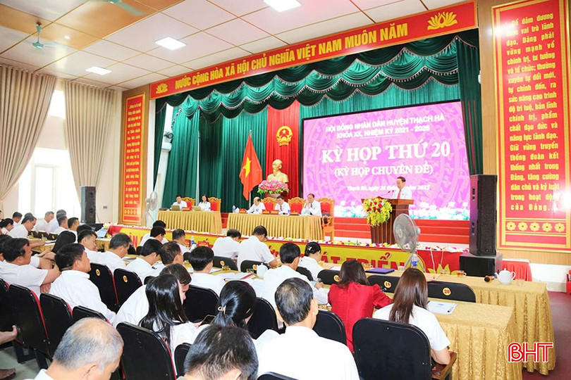 Toàn cảnh kỳ họp.