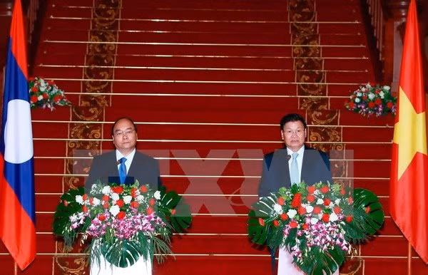 viet nam lao tinh huu nghi thuy chung trong sang mai mai truong ton