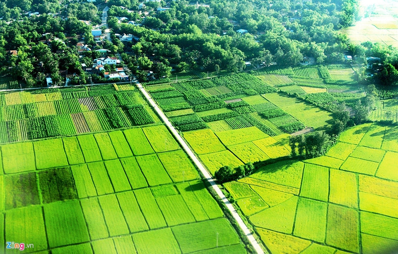 mien trung yen binh nhin tu o kinh may bay