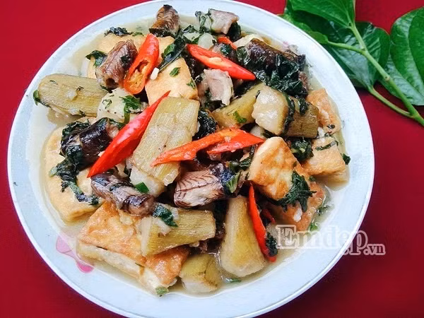 cach lam luon om chuoi xanh dan da nong hoi ngon lanh ngay mua