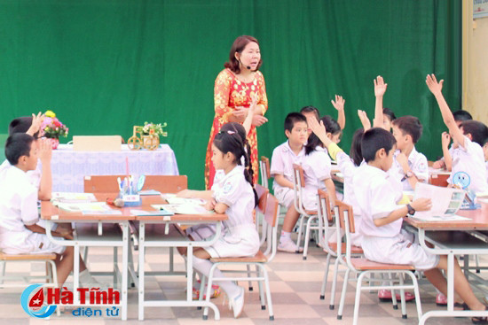 cac truong tieu hoc o ha tinh khong du dieu kien tiep tuc duy tri vnen