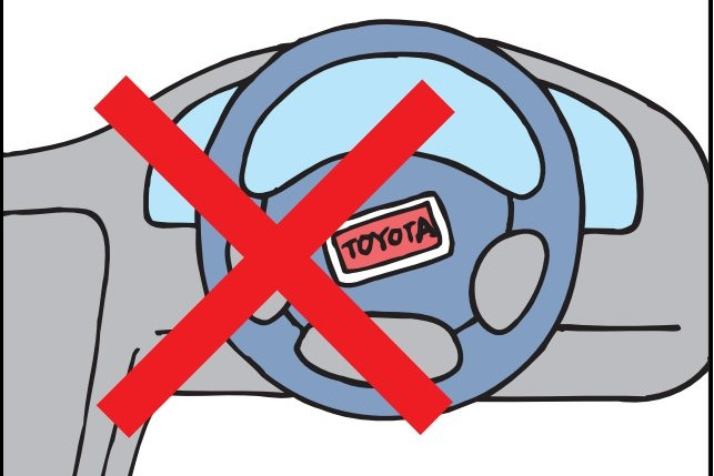 vi tri can tranh khi trang tri do choi tren o to