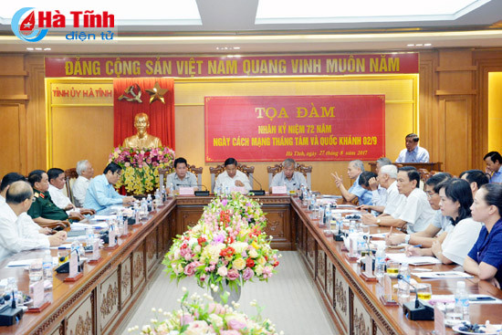 nguyen dong gop het suc minh cho su phat trien cua ha tinh