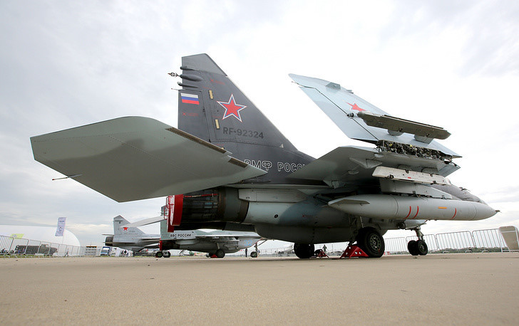 dan vu khi uy luc cua nga tai trien lam quan su lon nhat nam