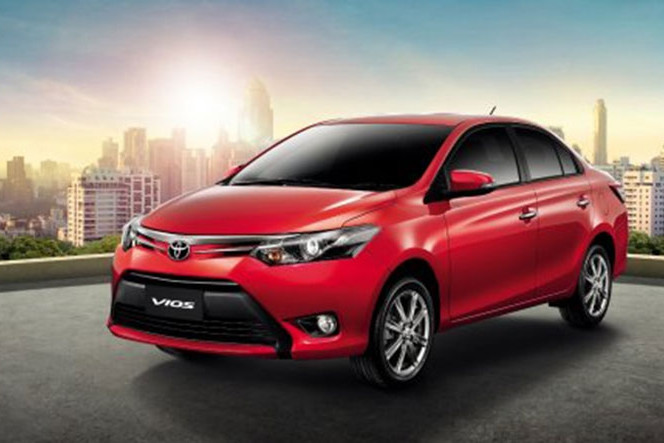 toyota viet nam trieu hoi hon 20 000 xe vios va yaris loi tui khi