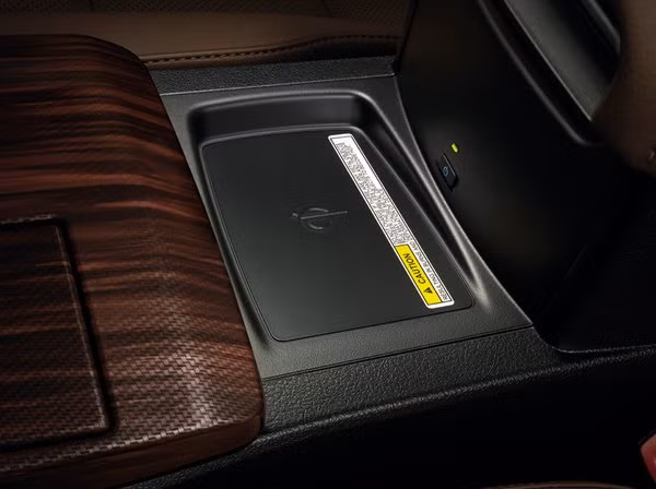 toyota camry 2017 duoc ven man tai dong nam a voi trang bi tot hon