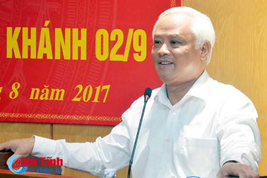 nguyen dong gop het suc minh cho su phat trien cua ha tinh