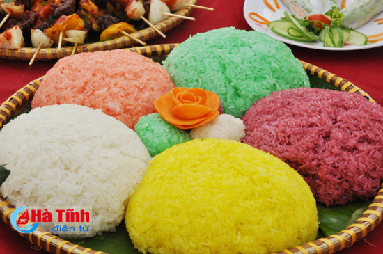 khai mac festival van hoa viet lao tai dai hoc ha tinh