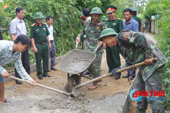 xay dung ntm o duc tho but toc tieu chi giao thong